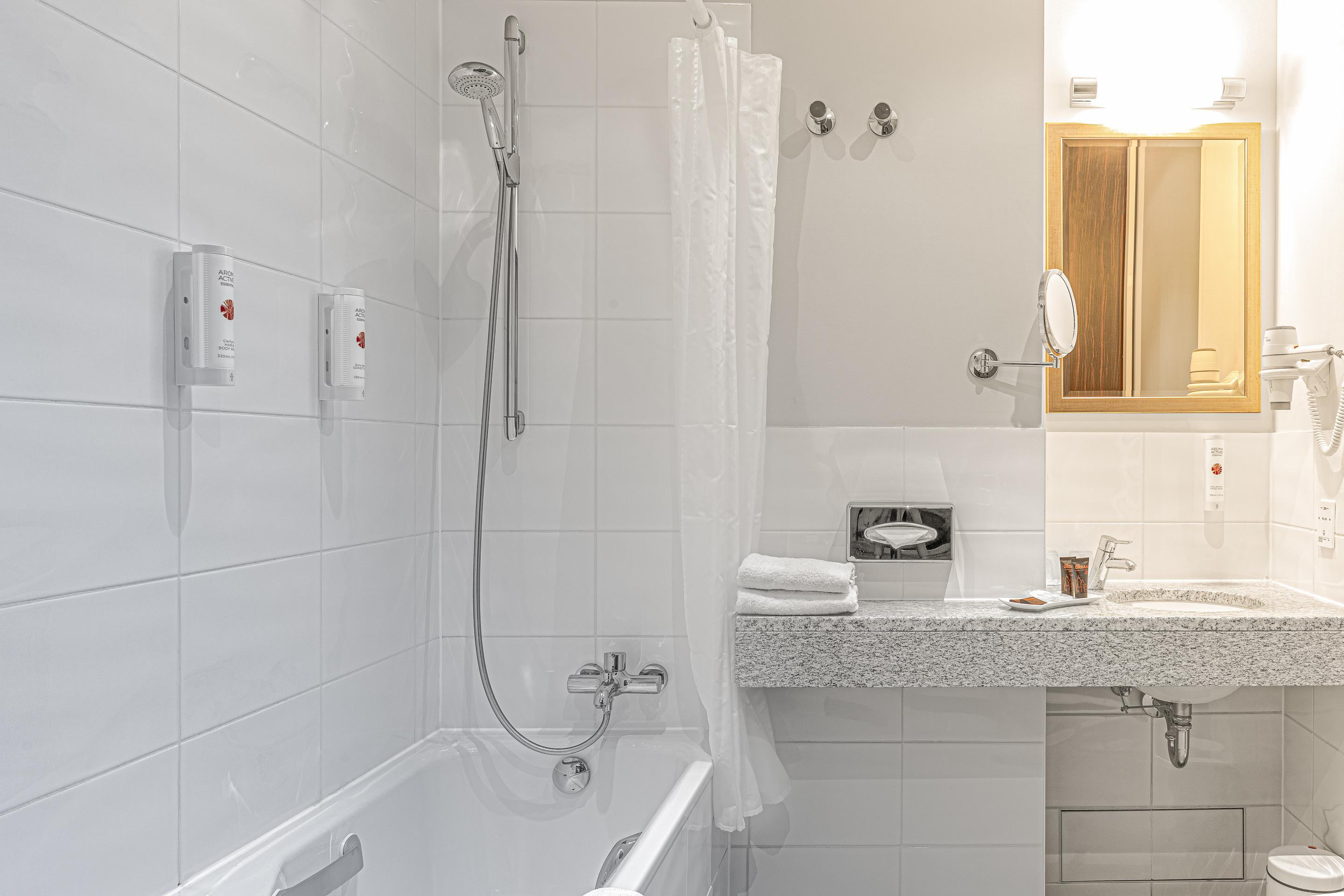 Ramada By Wyndham Frankfurt Centre Hotel