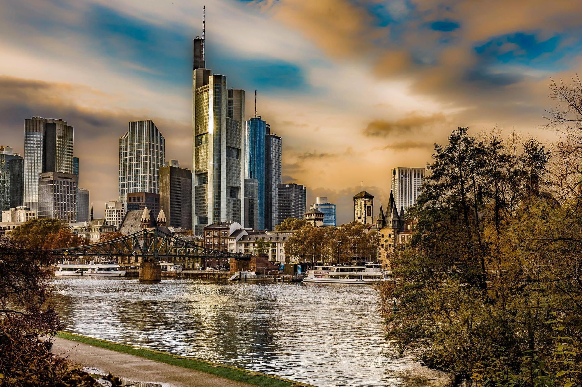 Ramada By Wyndham Frankfurt Centre Frankfurt am Main